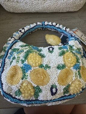 Beaded Lemon Motif Shoulder Bag - White & Yellow